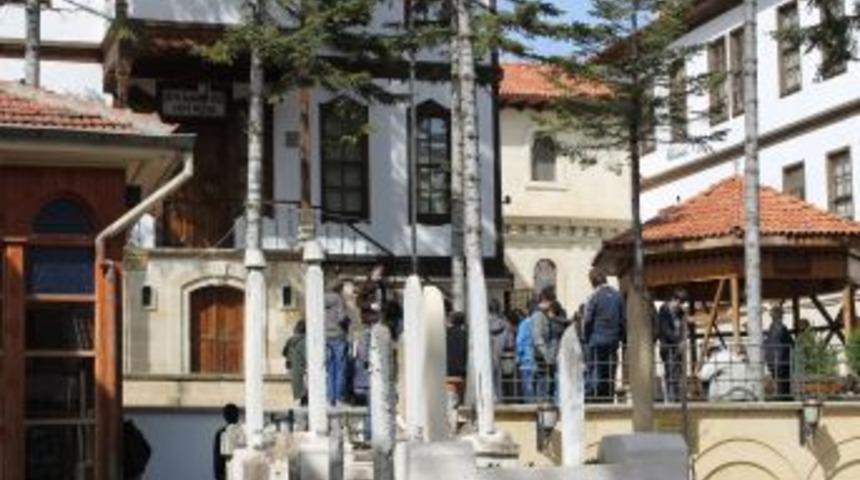 Hazreti Pir&rsquo;e Ziyaret&ccedil;i Akını