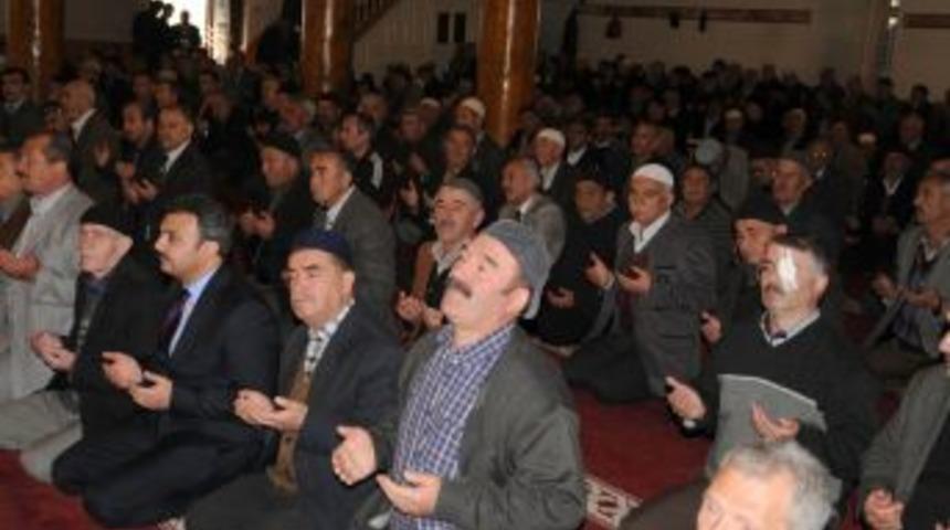 &Ccedil;orum'da Merhum Belediye Başkanları I&ccedil;in Mevlit Okutuldu