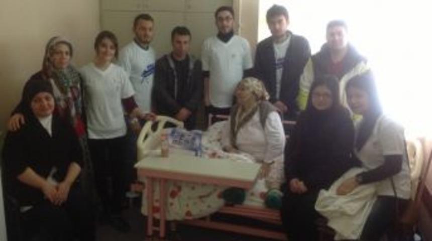 Amasya Kent Konseyi Yaşlı Hastaları Ziyaret Etti