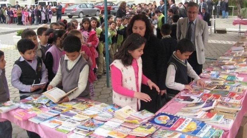 &Ouml;demiş'te K&uuml;t&uuml;phane Haftası Etkinlikleri