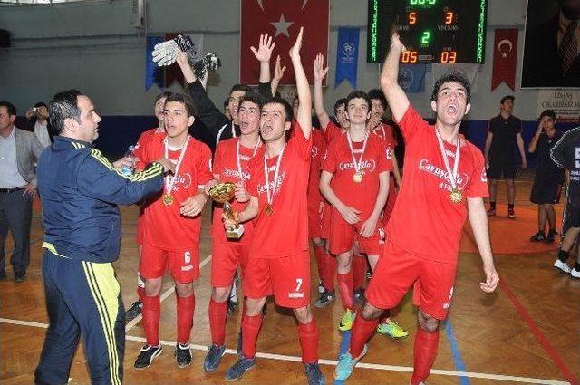 Osmaniye’de Futsal İl Şampiyonları Belli Oldu