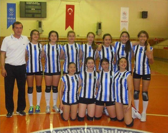 Muğla Yaş Grupları Voleybol Müsabakaları Sona Erdi