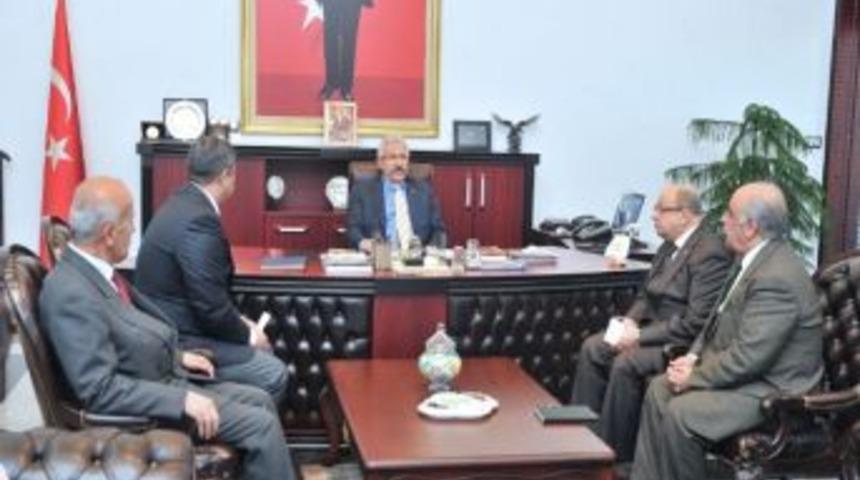 Vali Cerrah: "&ccedil;ocuklarımıza Okuma Alışkanlığı Kazandırmamız Lazım"