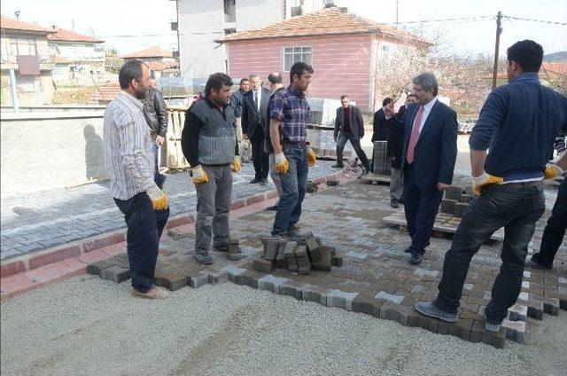 Başkan Korkmaz Kilit Parke Çalışmalarını İnceledi