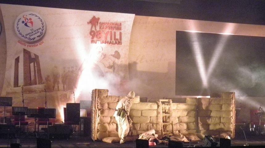 Bakanlık Gen&ccedil;lere '&Ccedil;anakkale Ruhu'nu Hatırlattı