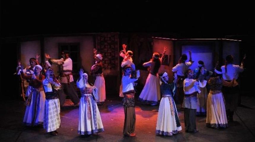 27 Mart D&uuml;nya Tiyatrolar G&uuml;n&uuml;