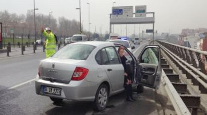 Hatalı Sollama Kaza Yaptırdı: 4 Yaralı