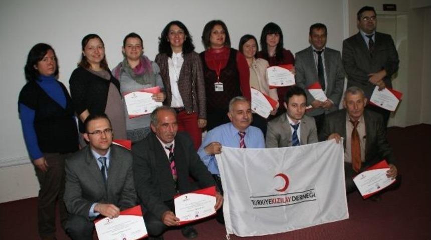 Devrek&rsquo;te T&uuml;rk Kızılayı Tarafından &Ouml;ğretmenlere Y&ouml;nelik Seminer D&uuml;zenlendi