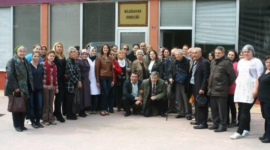 Huzurevi Sakinlerine İnternet Erişim Kursu