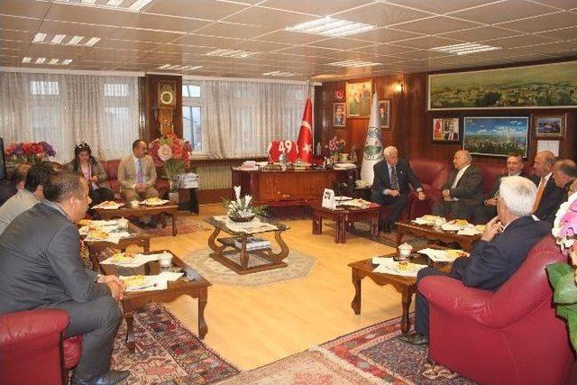 Kızılay Genel Başkanı Akar&rsquo;dan Başkan Dede&rsquo;ye Ziyaret 1