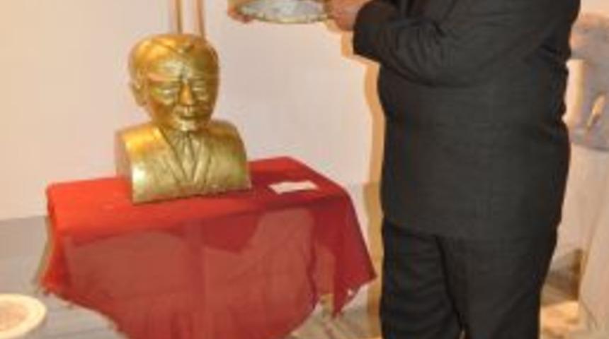 İlkokul Mezunu Emekli Aş&ccedil;ı Heykel Sergisi A&ccedil;tı