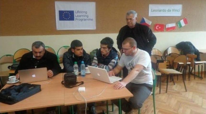 Meslek Liseli &Ouml;ğrenciler Polonya'da Eğitim Aldı