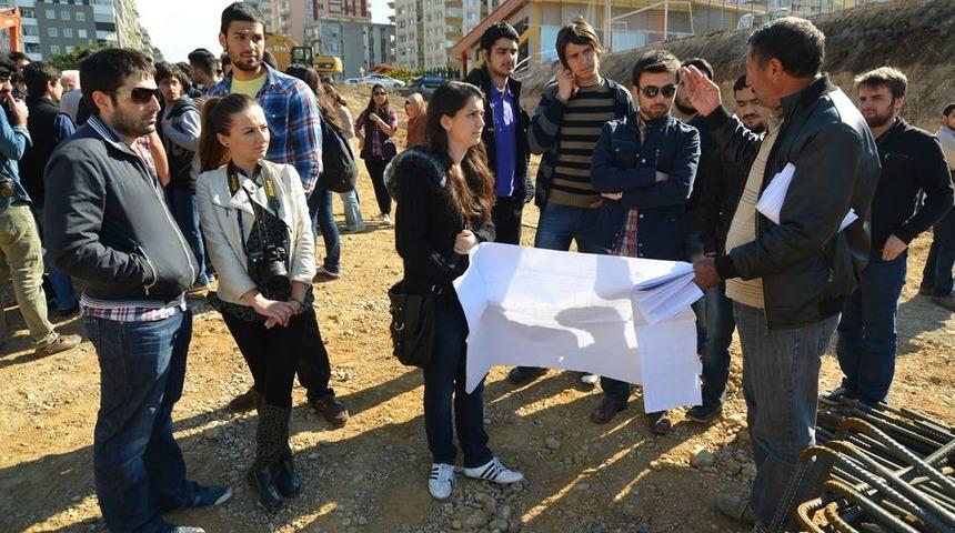 Gen&ccedil; M&uuml;hendisler T&uuml;nel Inşaatını Gezdi