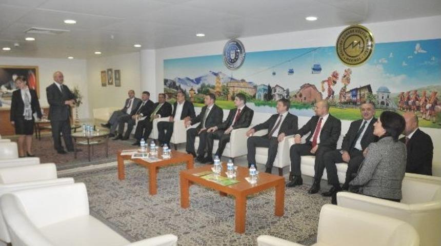 Belarus Cumhuriyeti Heyeti Merinos Akkm&rsquo;yi Gezdi