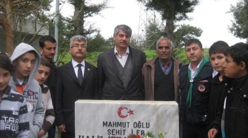 Manavgatlı İzcilerden Şehit Mezarlarına Ziyaret