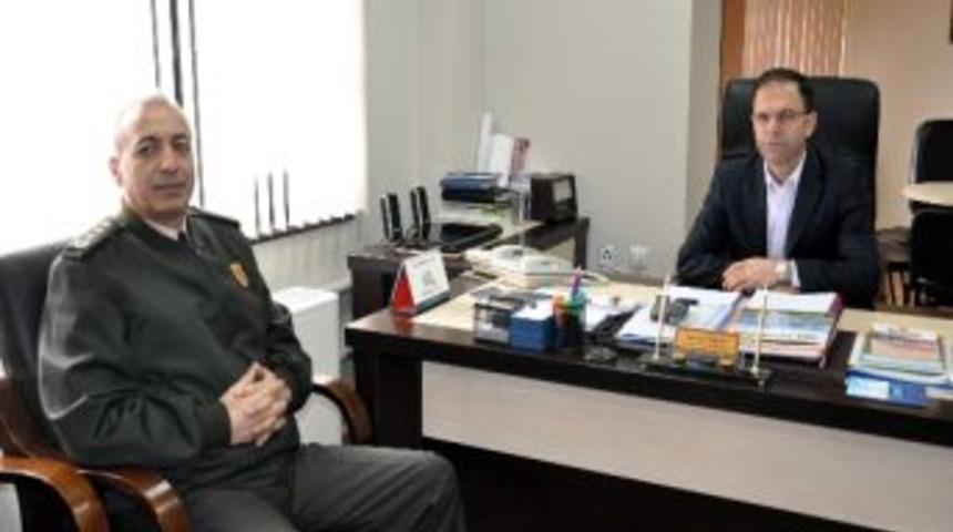 Alay Komutanı Albay &Ouml;zg&uuml;r&rsquo;den, İl Genel Meclisi Başkanı Terzi&rsquo;ye Ziyaret