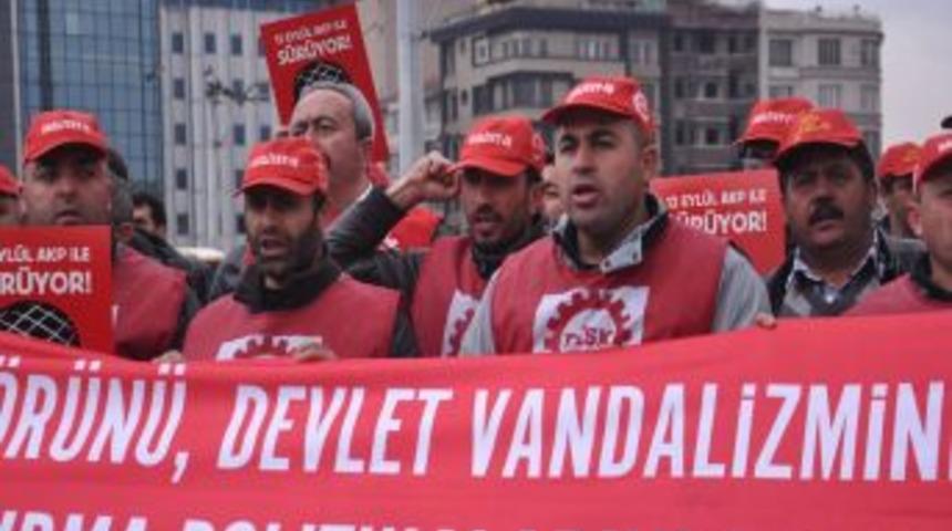 DİSK &Uuml;yeleri, DHKP-C Operasyonlarını Protesto Etti