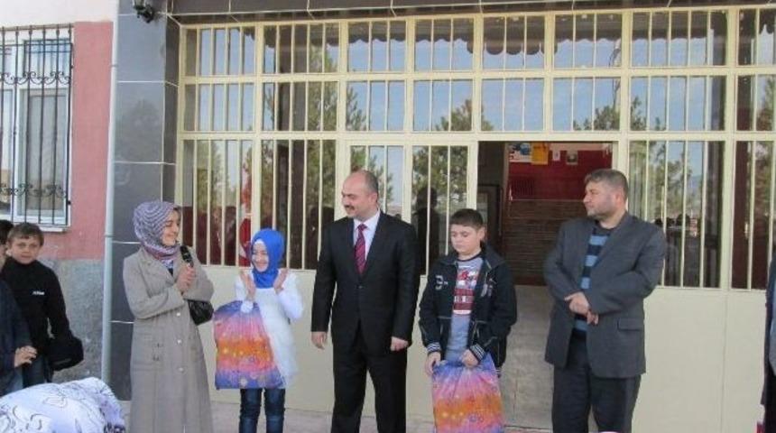 Hisarcık İhl&rsquo;de Başarılı &Ouml;ğrencilere Tablet Bilgisayar