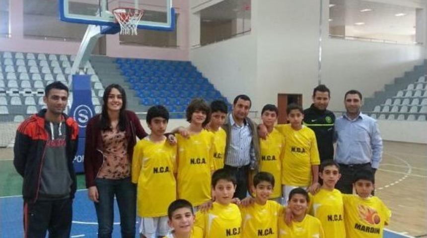 Mardinli &Ouml;ğrenciler Yenilgisiz T&uuml;rkiye Finallerine Katılmayı Hak Etti