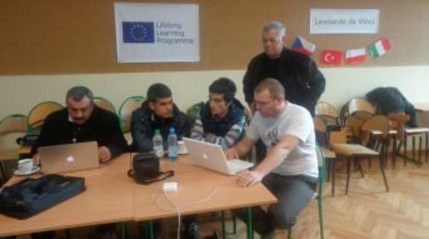 Meslek Lisesi &Ouml;ğrencileri Polonya&rsquo;da Eğitim Aldı