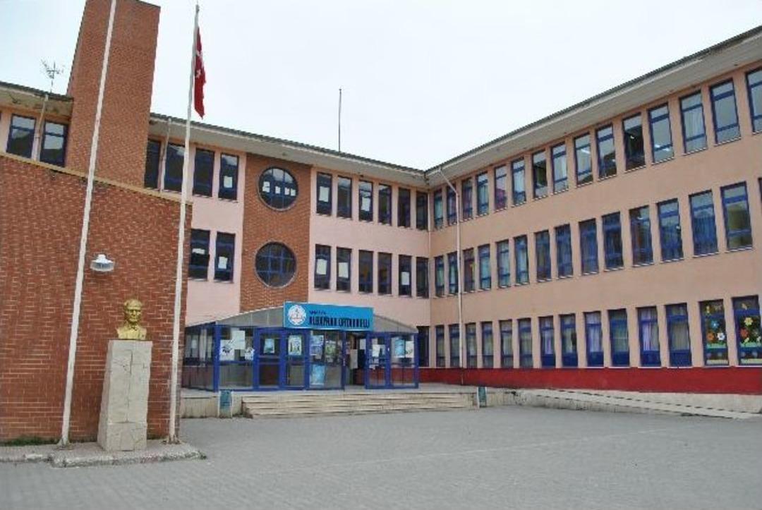 Amasya&rsquo;da &Ouml;ğrencilere Baldıran Otu Eğitimi