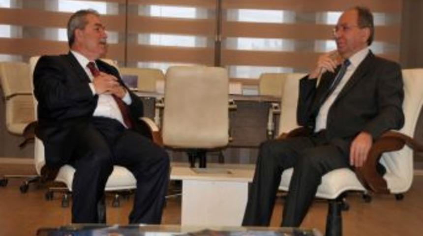 Başkan Demirtaş&rsquo;tan Ameliyat Olan Burma&rsquo;ya Ge&ccedil;miş Olsun Ziyareti