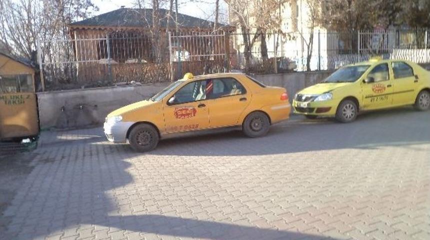 Varto&rsquo;da Taksi &Uuml;creti Sorunu