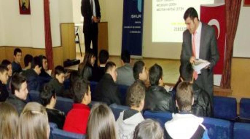 İŞKUR'un Seminerleri &Ouml;ğrencilerin Meslek Se&ccedil;imini Kolaylaştırıyor