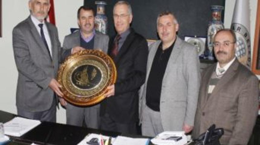 Diva-sen'den Başkan Acar&rsquo;a Teşekk&uuml;r Ziyareti