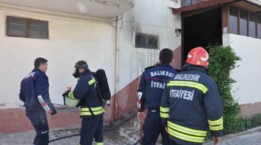 Yangın Adresi Yanlış Verilince İtfaiye Sokak Sokak Duman Aradı