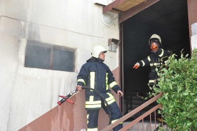 Yangın Adresi Yanlış Verilince İtfaiye Sokak Sokak Duman Aradı