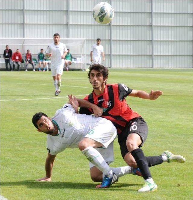 Manisa Belediyespor Zirve Takibini Sürdürdü