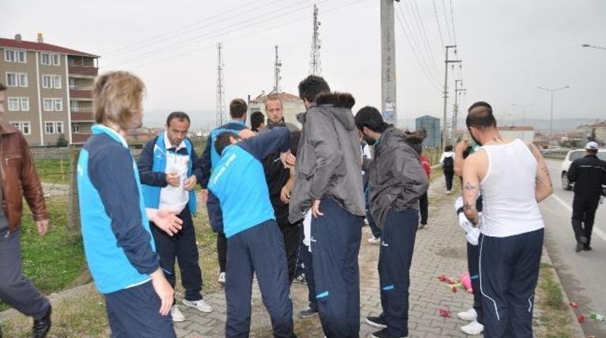 Amasyaspor Kafilesi Taşlandı