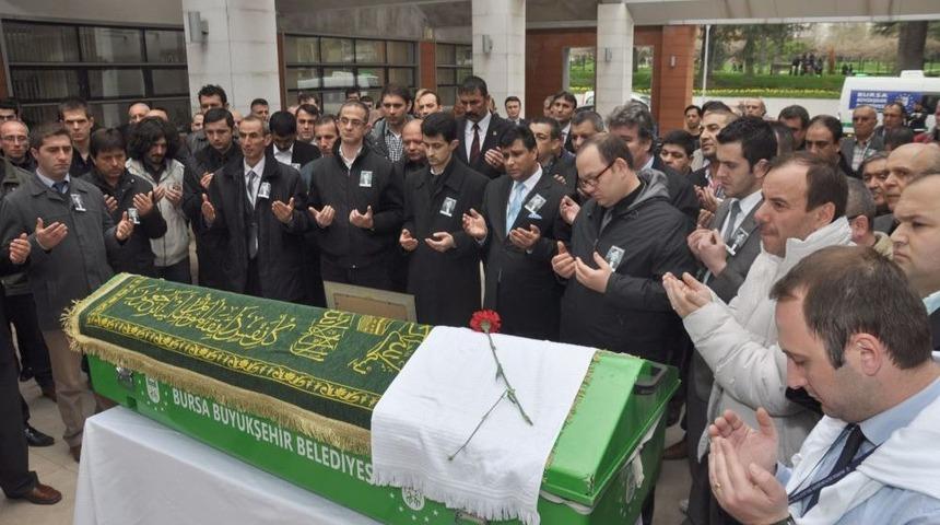 Usta Sanat&ccedil;ı Mustafa Can Dua Ve G&ouml;zyaşlarıyla Toprağa Verildi