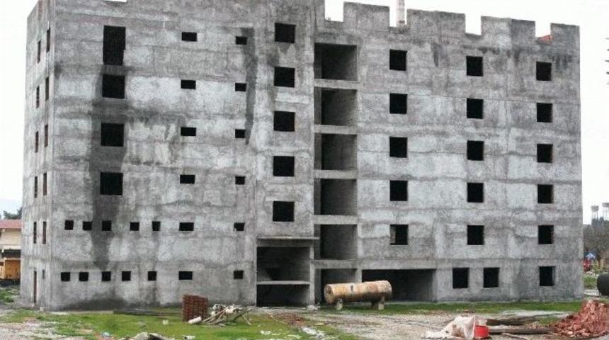 Kırşehirli Abdullah T&uuml;rk Siirt'e 200 Kişilik Yurt Yaptırdı