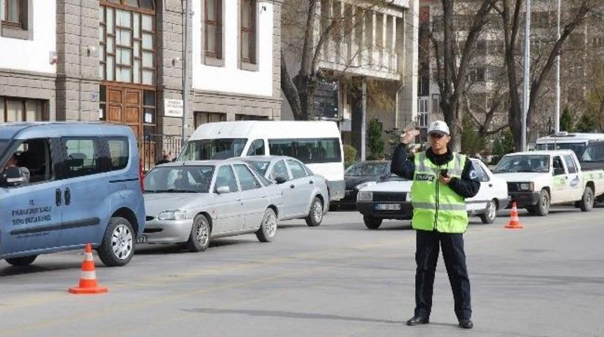 Afyonkarahisar&rsquo;da &Ouml;l&uuml;ml&uuml; Trafik Kazaları Oranı Y&uuml;zde 35 D&uuml;şt&uuml;