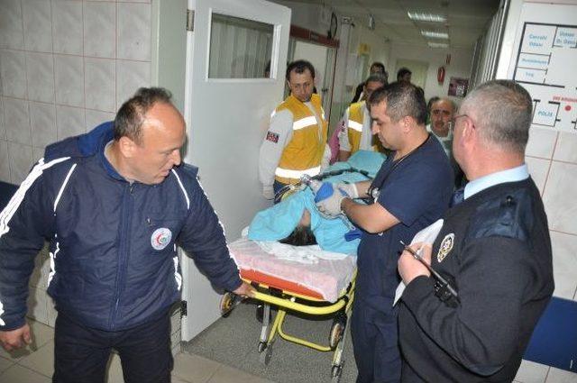 Karısını Kemerle Boğarak &Ouml;ld&uuml;rmek İstedi 1