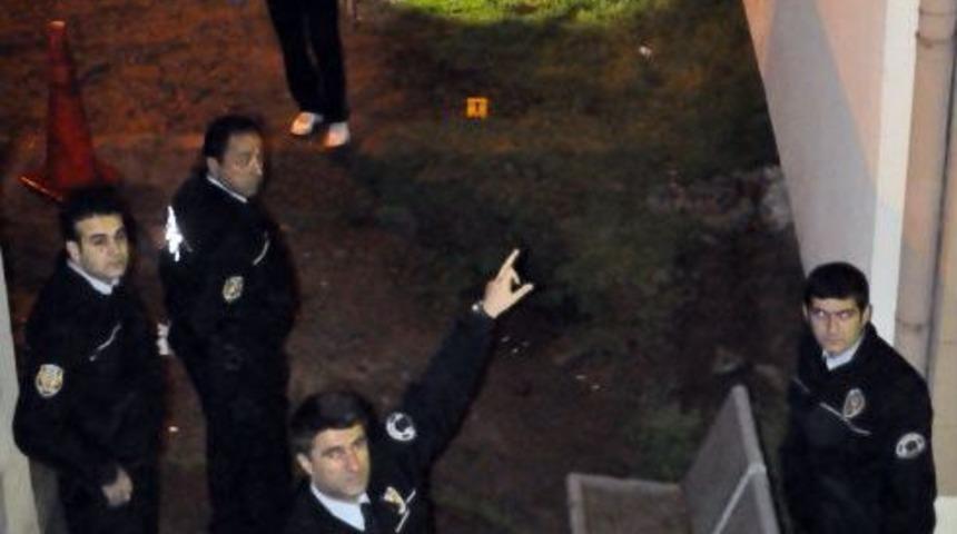 Emekli ikramiyesini aldığı g&uuml;n eşini &ouml;ld&uuml;rd&uuml;