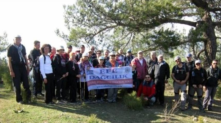 İzmir Ve &Ouml;demişli Dağcılar Nif Dağı&rsquo;nın Zirvesinde