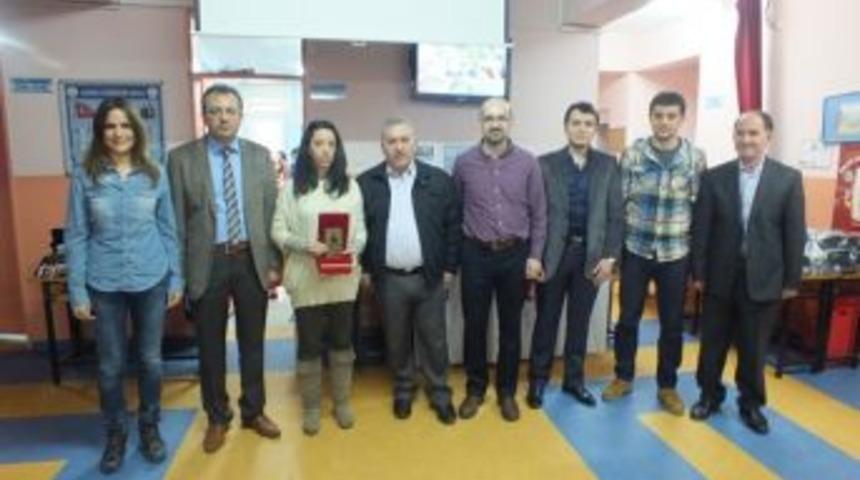 Yazılım şirketinden Kasımlı Okulu'na yardım