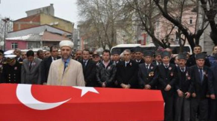 Gazi İsmet S&ouml;nmez i&ccedil;in askeri t&ouml;ren yapıldı