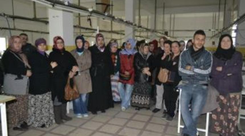 Tekstil fabrikası iş&ccedil;ileri eylem yaptı