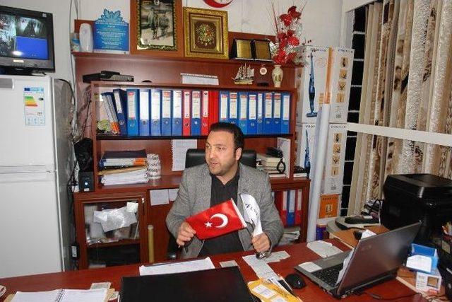 Yusufeli Esnafının T&uuml;rk Bayrağı Tepkisi 1