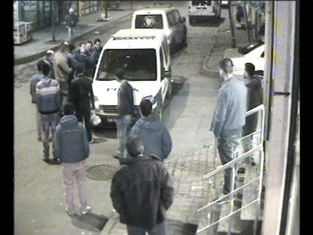 Polis şiddeti kamerada 1