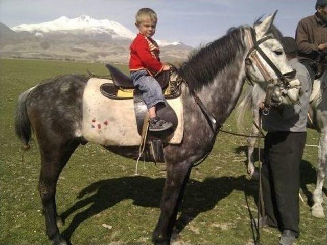 Sindelhöyük Atlı Spor Kulübü’nden Binicilik Kursu 2