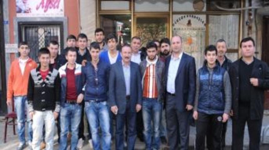 Başkan Doğan Esnafla Bir Arada