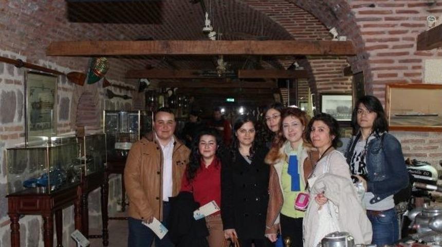 Ne&uuml; &Ouml;ğrencileri İ&ccedil;in Sanat Tarihi Gezisi D&uuml;zenlendi