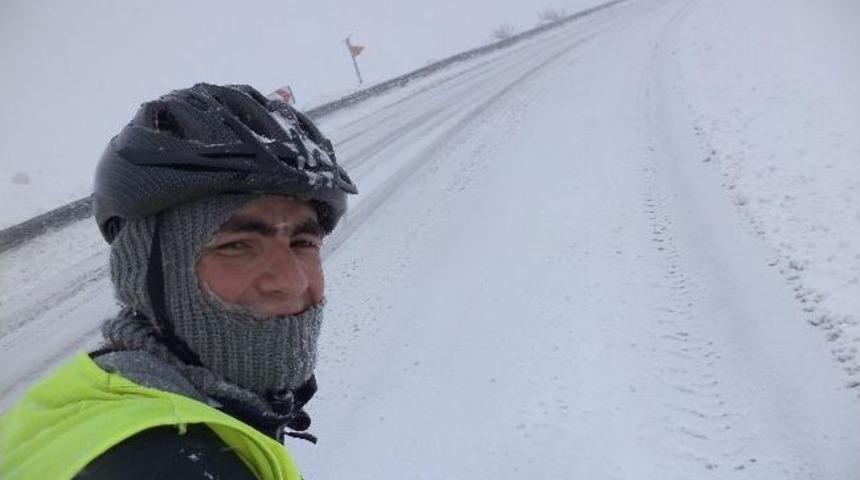 G&ouml;releli Bisiklet Tutkunu Namazcı, Erzurum Turunu Tamamladı