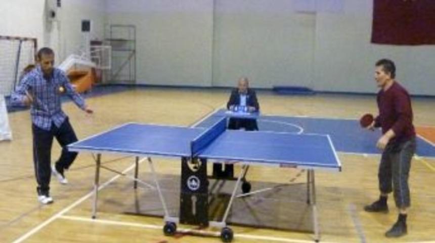 G&uuml;m&uuml;şhane&rsquo;de Kurumlar Arası Masa Tenisi Turnuvası Başladı