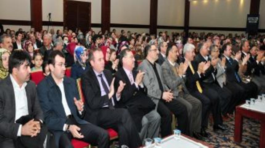 &Ccedil;anakkale Şehitleri Eskişehir'de Anıldı